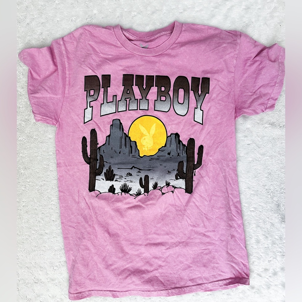 NWOT- PLAYBOY Unisex Vintage Wash Desert Graphic Tee Shirt